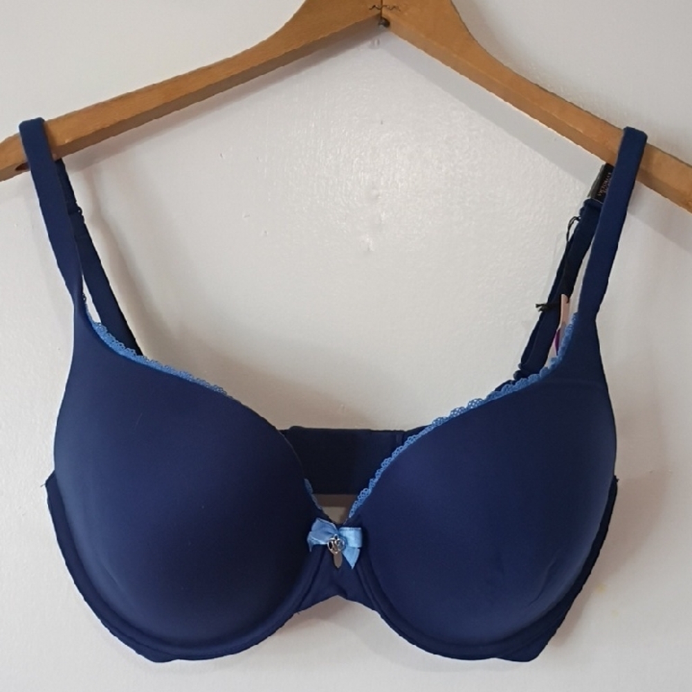 Victoria's Secret Bra 32DDD 32F Navy Blue Perfect Shape Bra